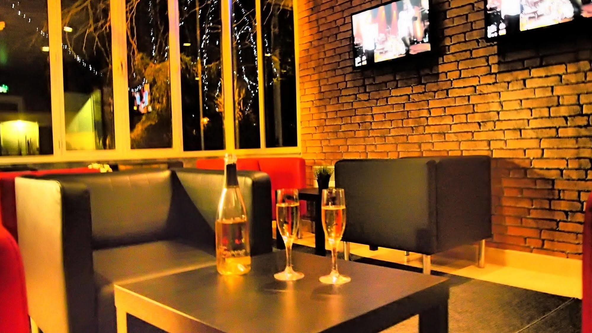 Comfort Hotel Rosporden Concarneau Екстериор снимка